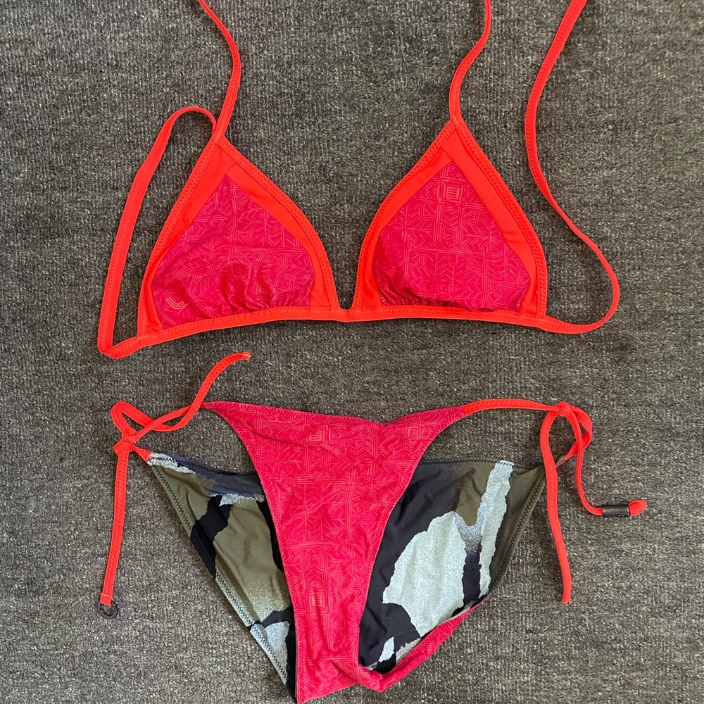 Reversible bikini - Picture 2 of 2